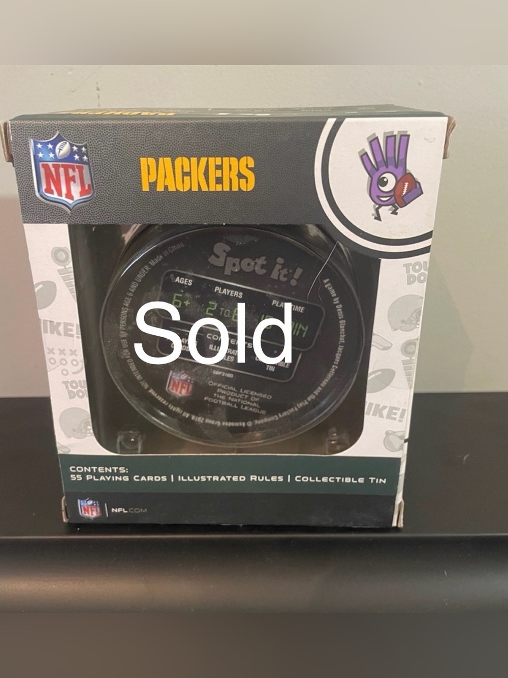 NFL Packers Spot It! Game with Green and Yellow NFL - MasterPieces Puzzle